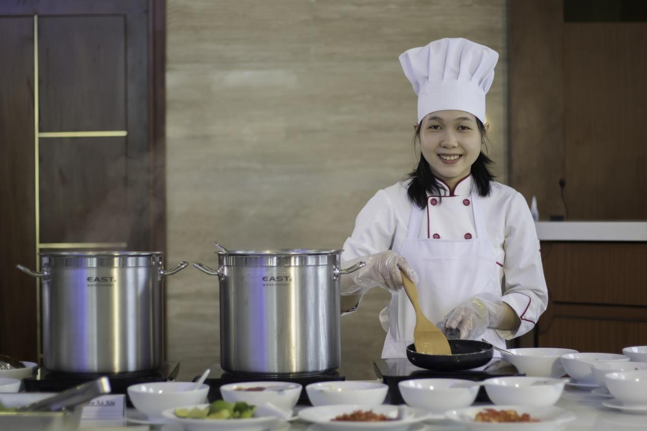 Khanh Linh Hotel Pleiku Exterior foto
